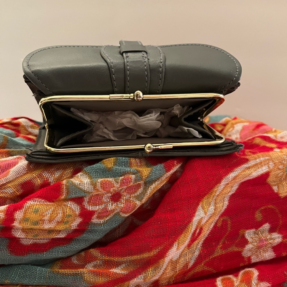 Leather Wallet - Picture 2 of 9